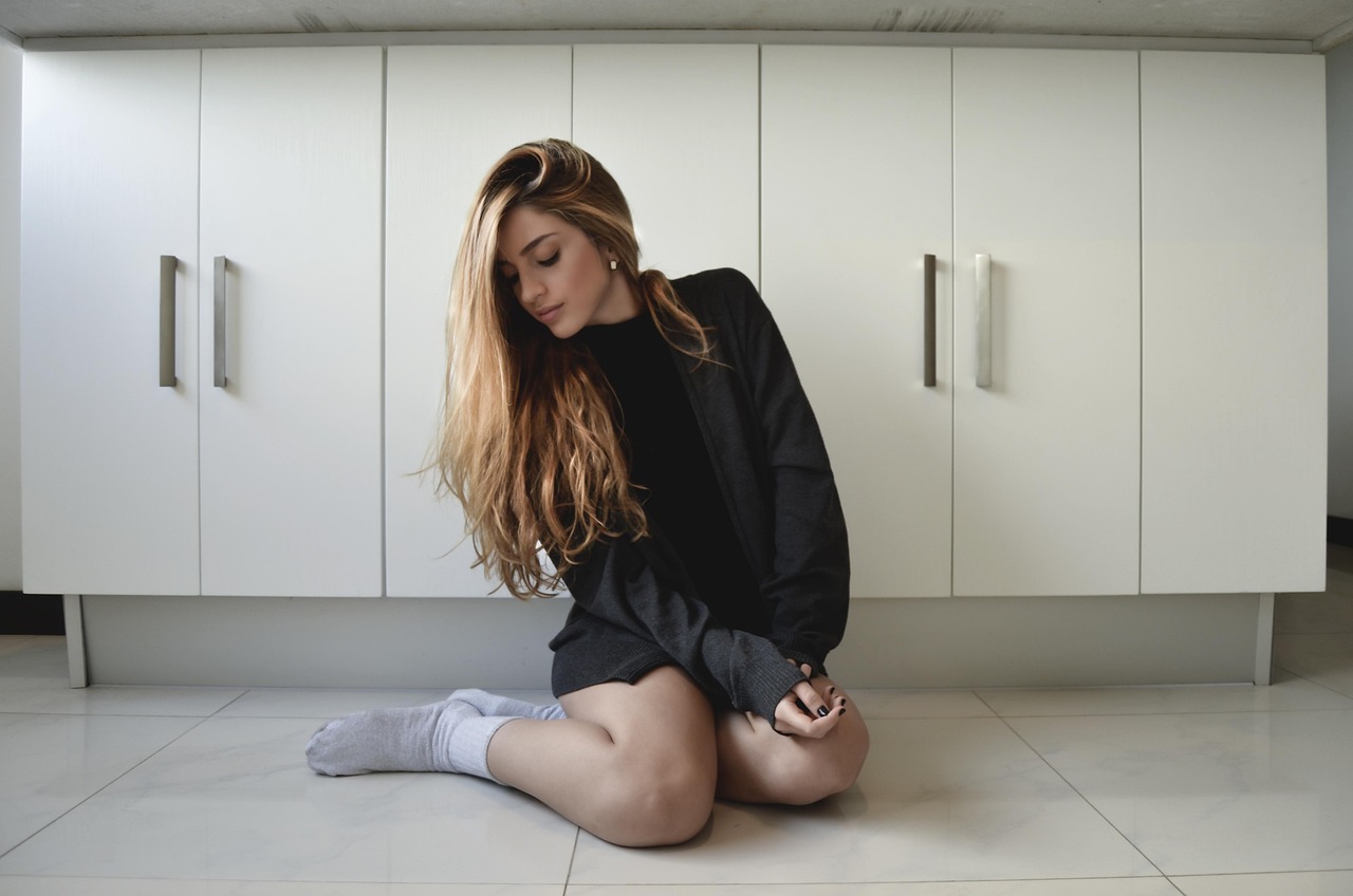 电销电话手机卡：东疆注册代理事务所价格