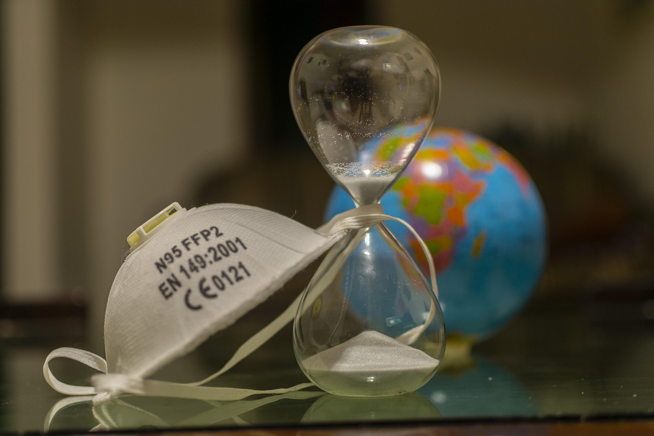 拼多多实名账号：详情下载教程书城小说app